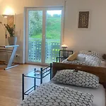Homestay szállás Deluxe Helle Mit Terrasse & Wlan Zw U Frankreich, Private Fuer Handwerker *