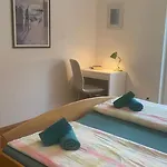 Deluxe Helle Mit Terrasse & Wlan Zw U Frankreich, Private Fuer Handwerker *