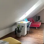 Deluxe Helle Mit Terrasse & Wlan Zw U Frankreich, Private Fuer Handwerker Homestay szállás Freiburg im Breisgau