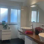 Deluxe Helle Mit Terrasse & Wlan Zw U Frankreich, Private Fuer Handwerker Freiburg im Breisgau
