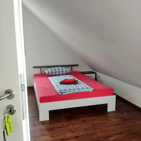 Habitación en casa particular Gemütliches Privates Mit Bad In Friburgo de Brisgovia