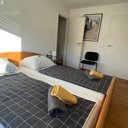 Homestay szállás Deluxe Helle Mit Terrasse & Wlan Zw U Frankreich, Private Fuer Handwerker *