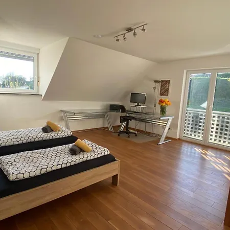 Deluxe Helle Mit Terrasse & Wlan Zw U Frankreich, Private Fuer Handwerker