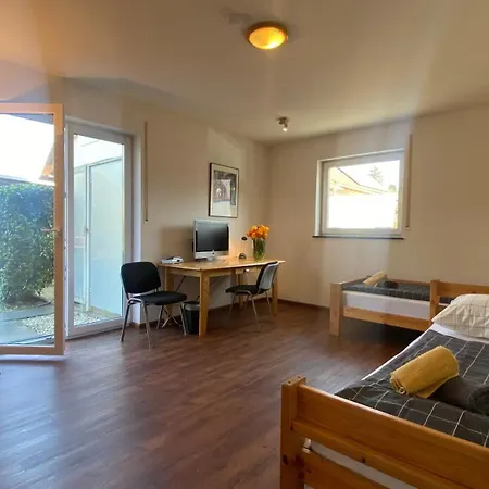 Bright Rooms With Wifi , Terrace Between Freiburg And France , Private Zimmer *
