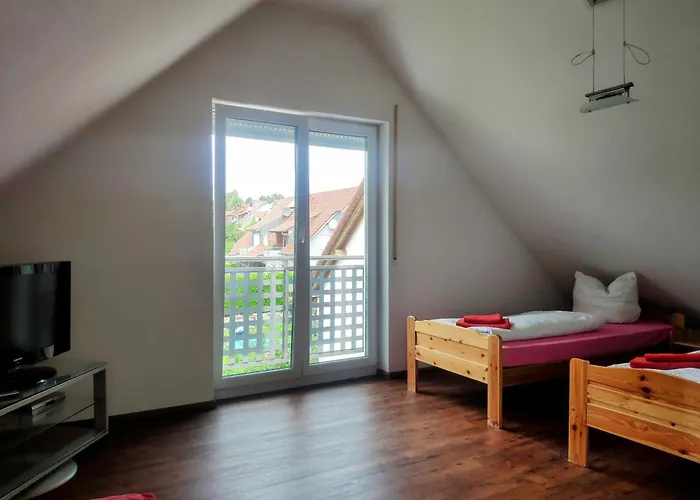 Проживание в семье Gemuetliches Gaestezimmer Mit Bad In Фрайбург