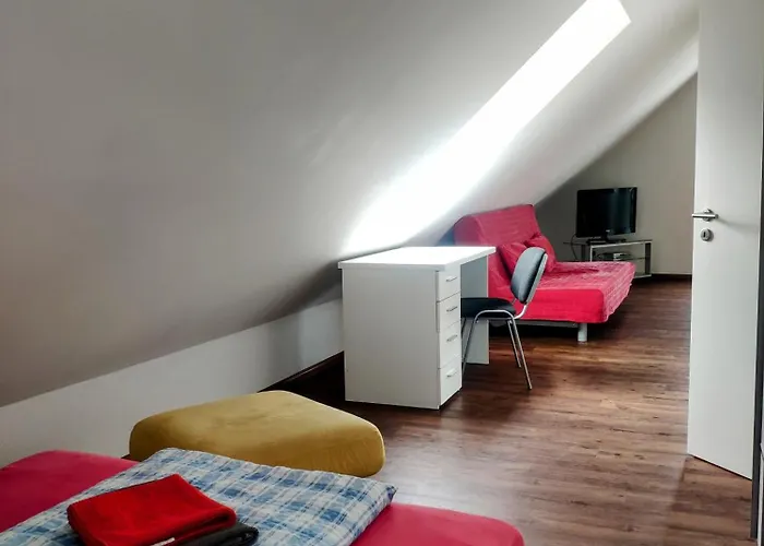 Gemuetliches Gaestezimmer Mit Bad In *