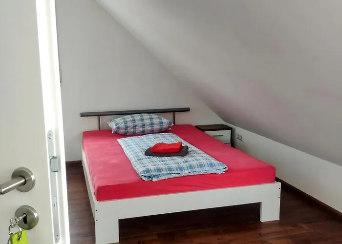 Проживание в семье Gemuetliches Gaestezimmer Mit Bad In Фрайбург