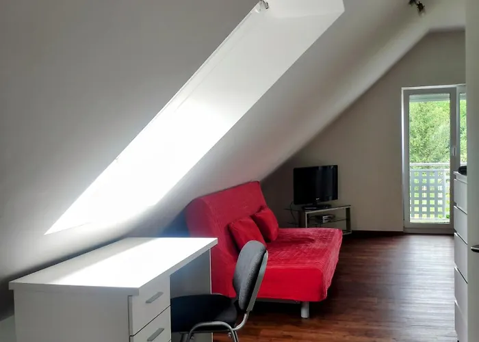 Gemuetliches Gaestezimmer Mit Bad In *